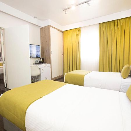 Super 8 Hotel Al Riyadh By Wyndham Riade Exterior foto