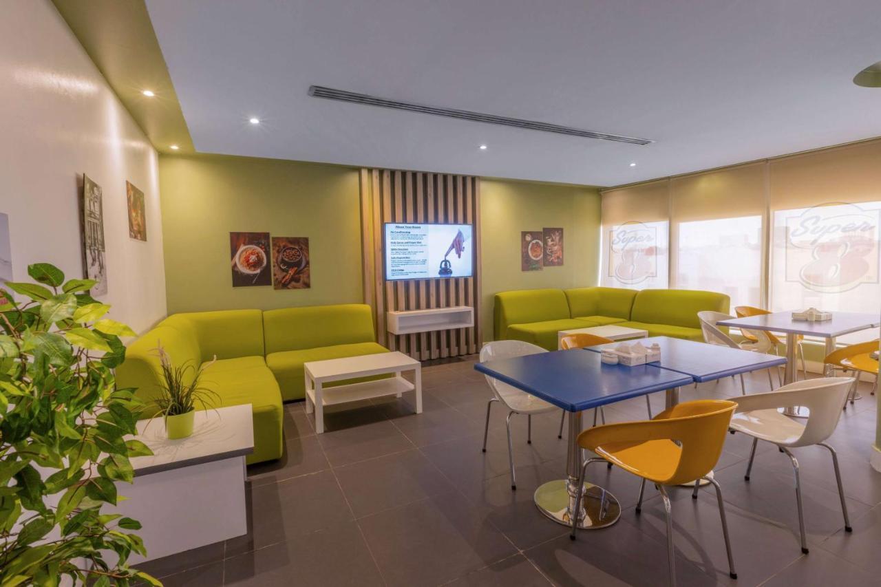 Super 8 Hotel Al Riyadh By Wyndham Riade Exterior foto