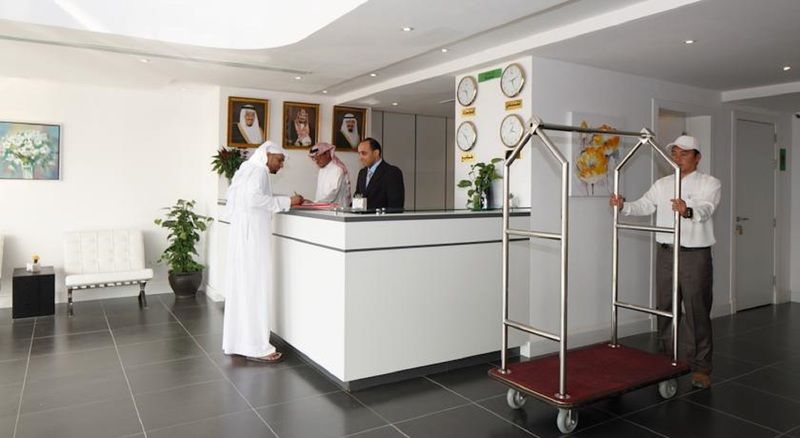 Super 8 Hotel Al Riyadh By Wyndham Riade Exterior foto
