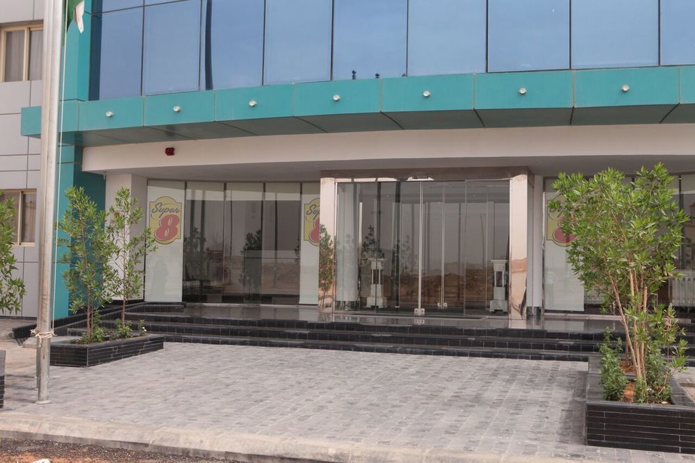 Super 8 Hotel Al Riyadh By Wyndham Riade Exterior foto