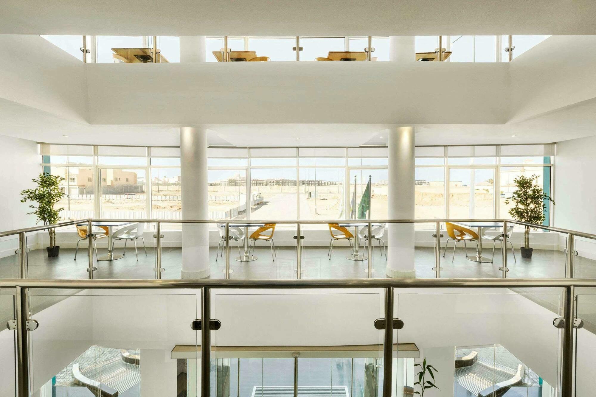 Super 8 Hotel Al Riyadh By Wyndham Riade Exterior foto
